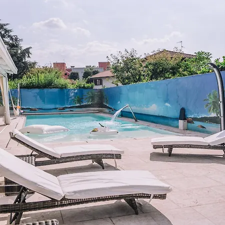 Luxury Italian House رو