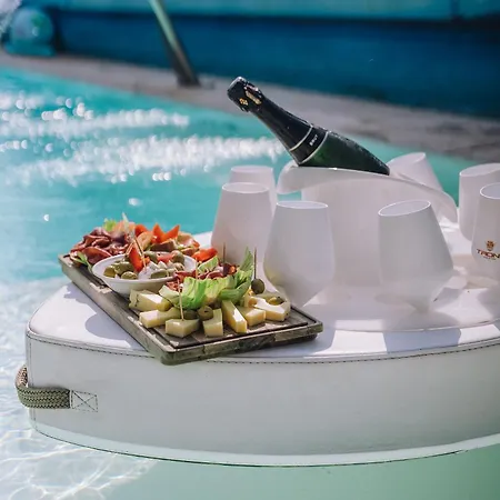Luxury Italian House بيت ضيافة