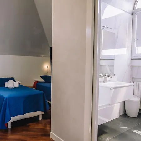 Luxury Italian House بيت ضيافة