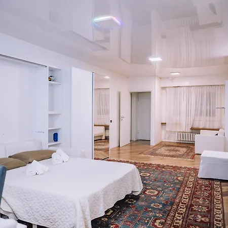 Luxury Italian House بيت ضيافة رو