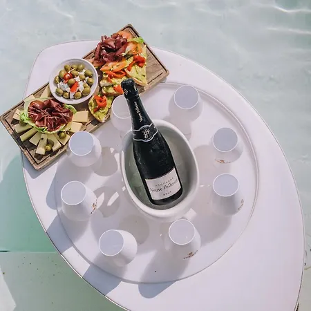 Luxury Italian House * رو