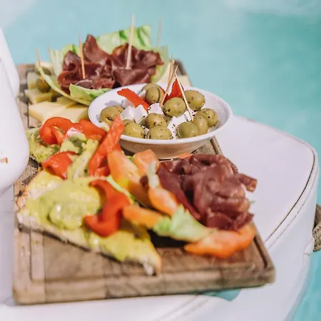 بيت ضيافة Luxury Italian House *
